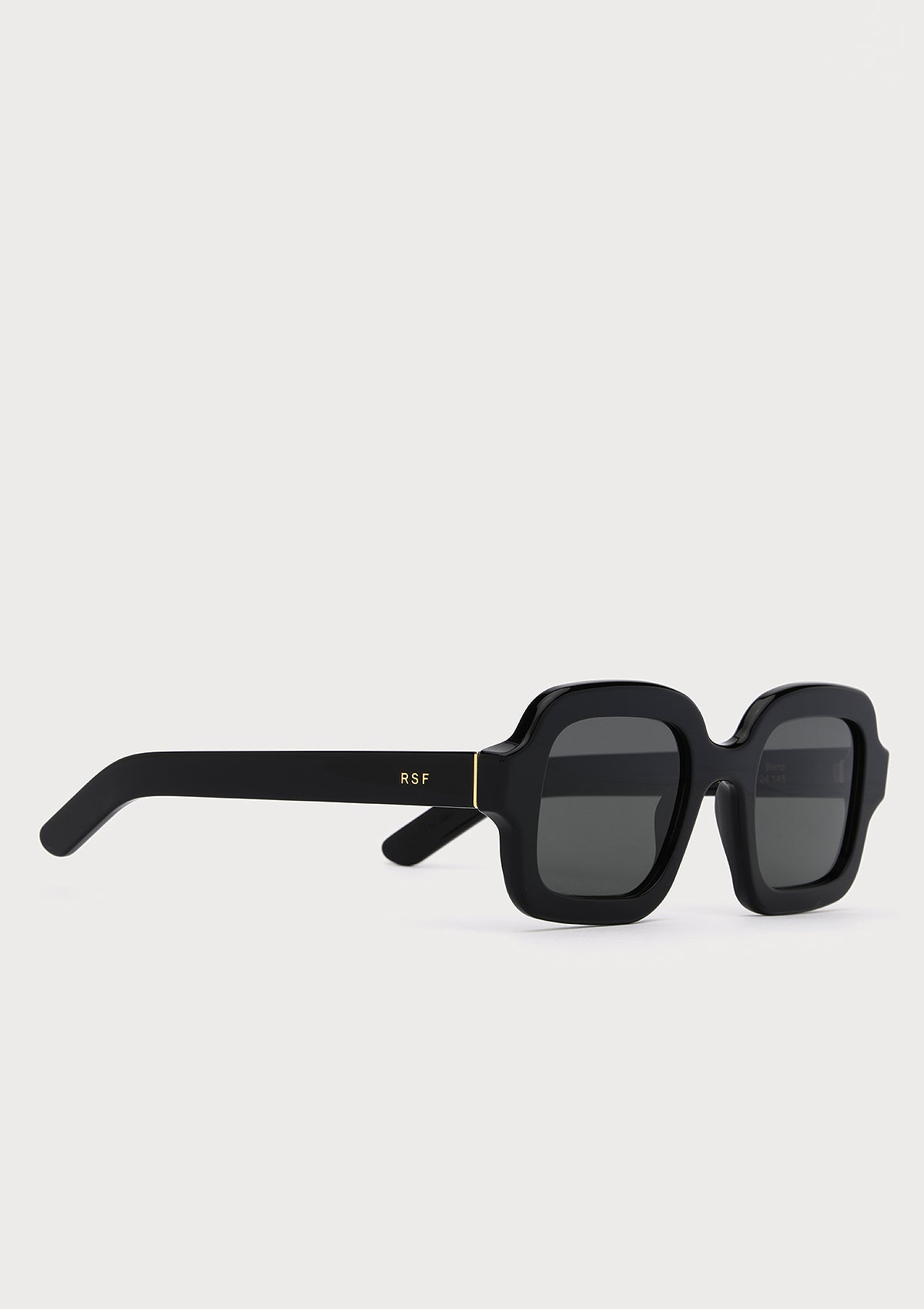 Lunette de soleil BENZ