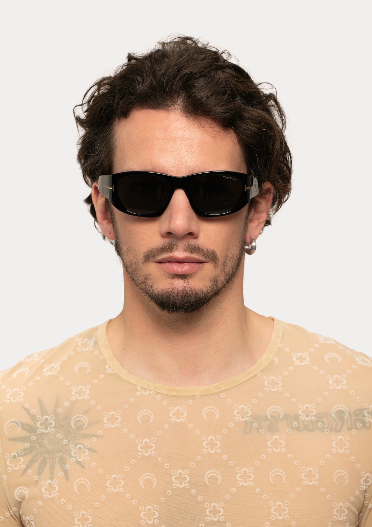 Lunette de soleil TF0986